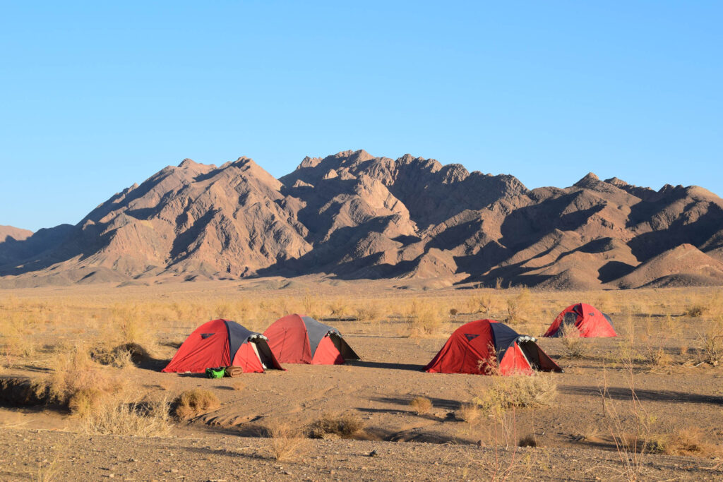 desert tour and travel iran