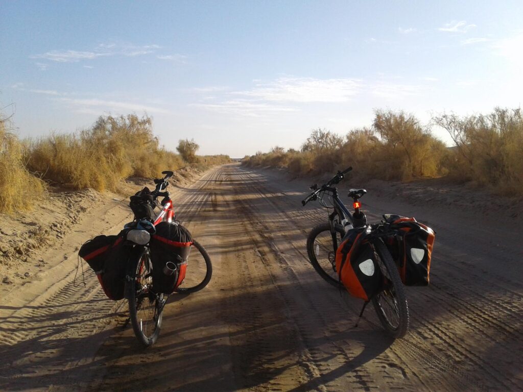 iran desert biking tour
